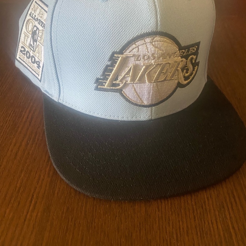 Los Angeles Lakers Blue and Black Cap